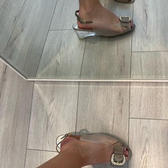 Stuart Weitzman Clear Buckled Heels - Picture 10 of 14